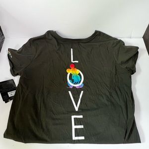Disney pride LGBTQ+ plus size top and shorts pair NWT